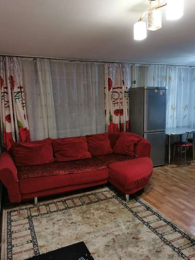 2 Комн Квартира В Центре По Пушкина Kostanay Exterior photo